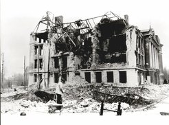 The heavily destroyed KWI for Chemistry in 1944.