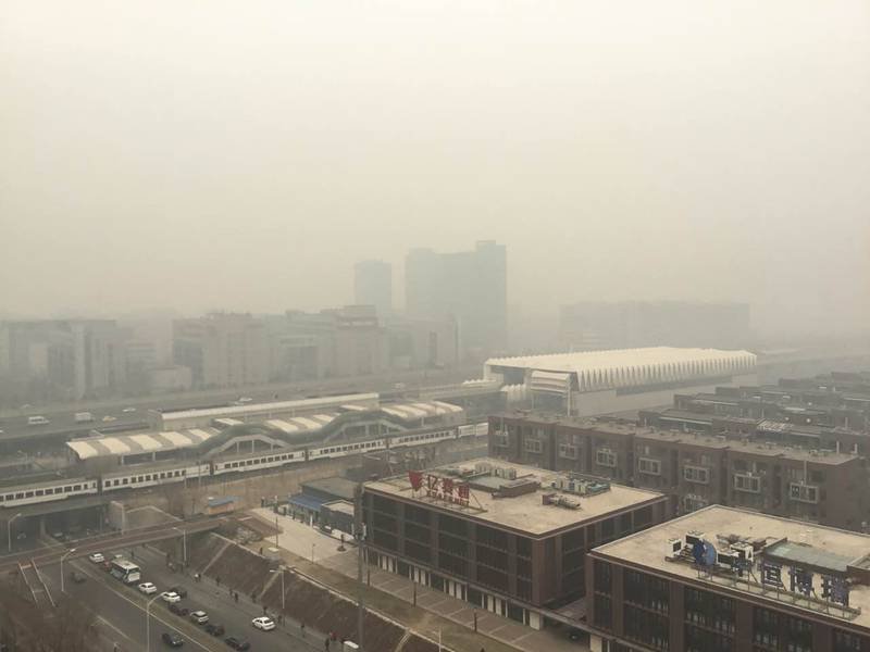 The health-threatening winter smog in Beijing is often particularly extreme and robbs the sight of the city and its surroundings. The high particulate matter values are caused by a previously unrecognized chemical mechanism in aerosol particles. The megacity Beijing on a hazy day.