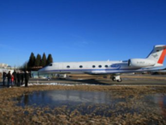 HALO in Oberpfaffenhofen nach der Landung. HALO in Oberpfaffenhofen nach der Landung.