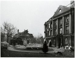The KW Institute for Chemistry was destroyed by bombs in 1944. Source: MPG Berlin-Dahlem archive