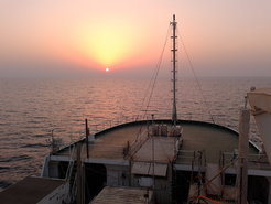 Sonnenuntergang auf einem Schiff