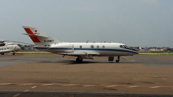 The German research aircraft Falcon of DLR at Lomé airport. Picture: J. Schneider, MPIC. The German research aircraft Falcon of DLR at Lomé airport. Picture: J. Schneider, MPIC.