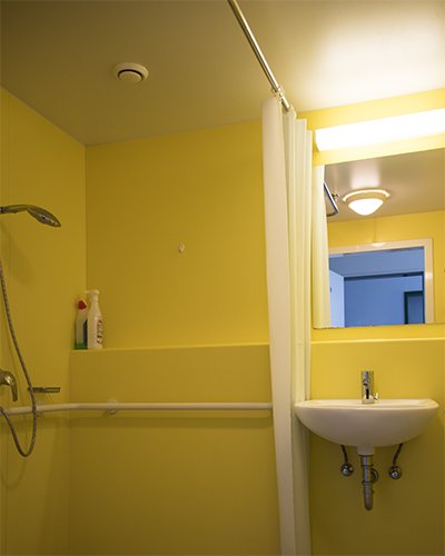 Guestroom Bathroom