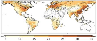 Bild: Abschätzung der weltweiten Verteilung der auf Luftverschmutzung zurückzuführenden COVID-19-Mortalität. Regionen mit hohen zurechenbaren Anteilen fallen mit einer hohen Luftverschmutzung zusammen. Die Ergebnisse berücksichtigen die Bevölkerungsdichte und spiegeln somit die bevölkerungsgewichtete Exposition gegenüber PM2,5 wider. Weltkarte mit globalen Stickstoffdepositionsraten. Gebiete in Nordamerika, Europa und Asien zeigen hohe Werte zwischen 25 und 35 kg/ha. Skala reicht von 5 bis 35.