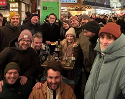 Group photo during the traditional group meeting in the Christmas Market in Mainz (Dec. 2022).