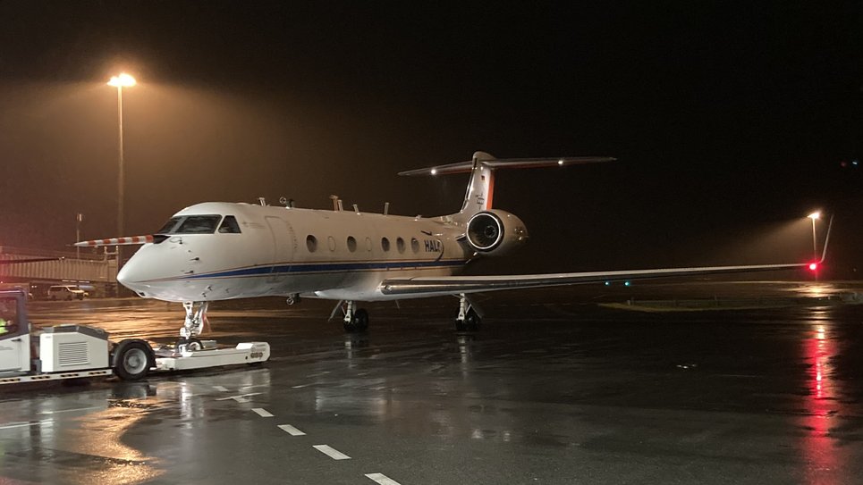 HALO arriving at Cairns after the transfer flight.(c) J. Schneider