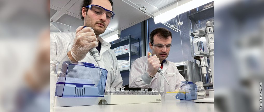 In unseren Laboren analysieren wir beispielsweise Wasserproben, um dem Klima der Vergangenheit auf die Spur zu kommen.