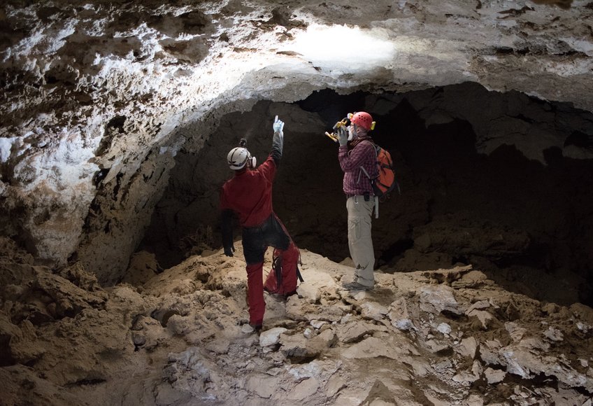 Geologist Hubert Vonhof from the Max Planck Institute for Chemistry says: “The cave world we discovered under the Arabian desert is breathtaking. Rich speleothem deposits in the underground provide a remarkable contrast to the dry desert surface above, and testify of long-gone humid and green time periods in which these deposits formed.” Cave exploration in the Arabian Desert