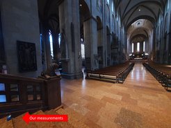 Sampling inside the Mainz CathedralThe indoor air was collected using sorptive materials and later analyzed in the laboratory with thermal desorption and gas chromatography–mass spectrometry (TD-GC-MS). (Photo: Alexandra Gutmann)